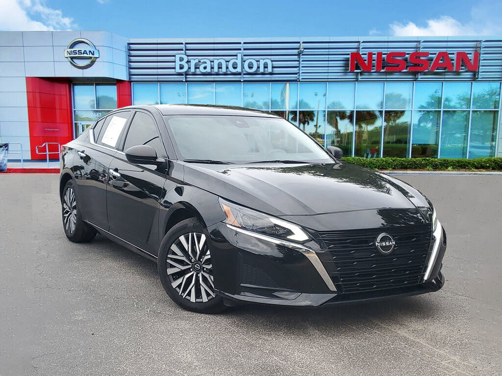 2024 Nissan Altima 2.5 SV FWD