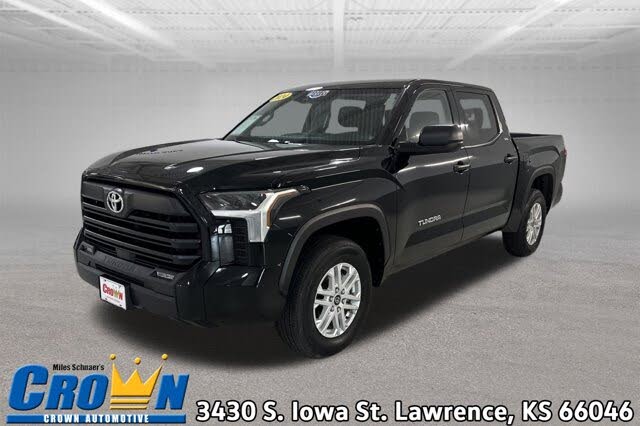 2024 Toyota Tundra SR5 CrewMax Cab RWD