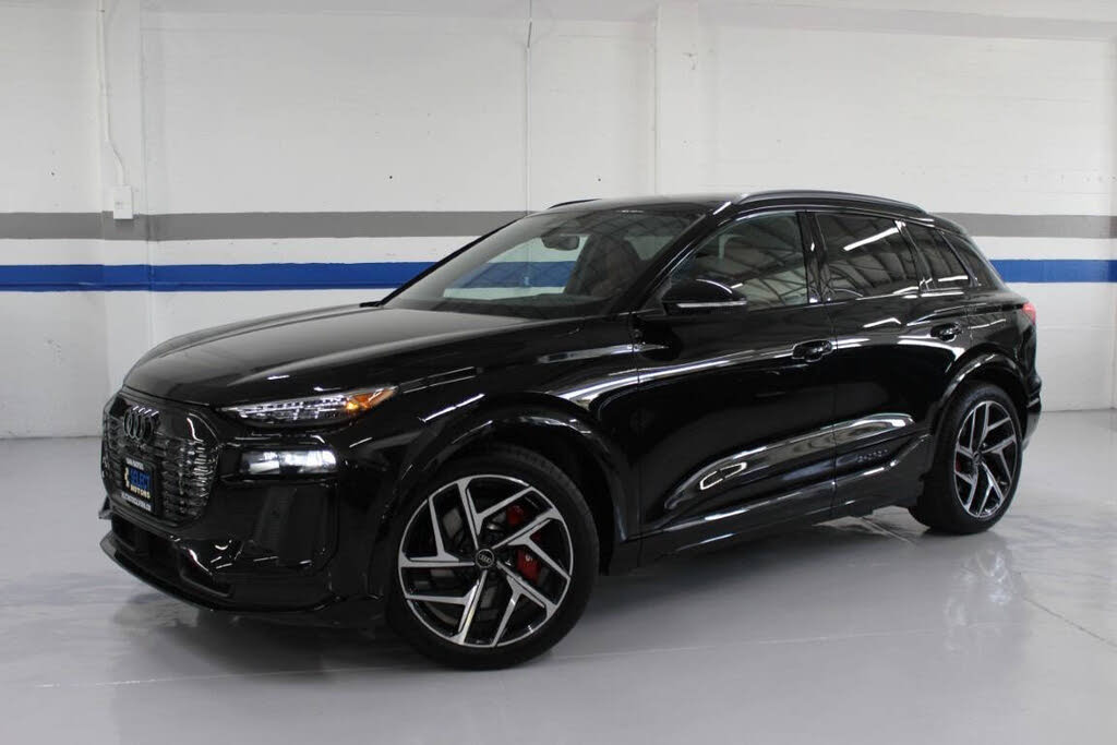 2025 Audi SQ6 e-tron quattro Premium Plus