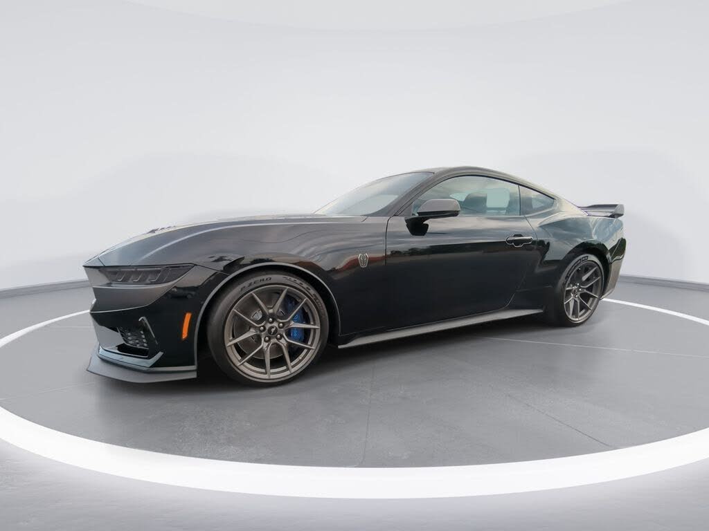 2025 Ford Mustang Dark Horse Fastback RWD