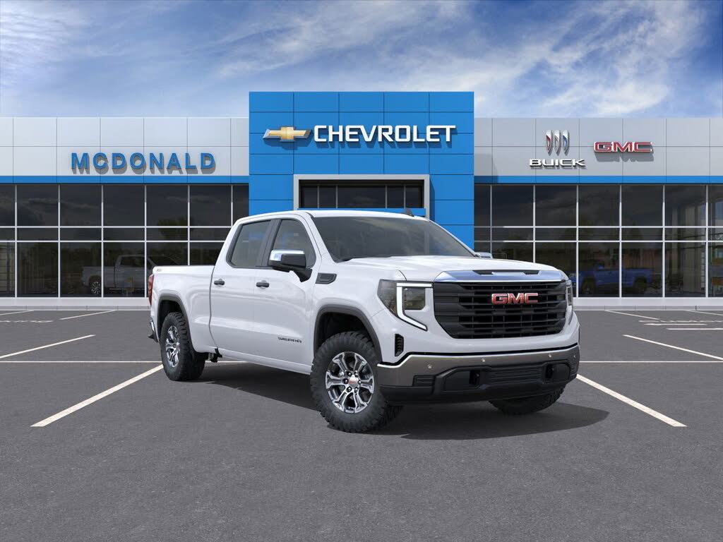 GMC Sierra 1500 Pro Crew Cab 4WD 2025
