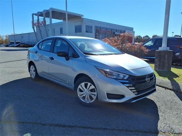 2025 Nissan Versa S FWD