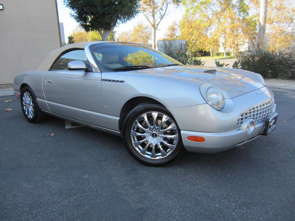 2004 Ford Thunderbird Deluxe RWD