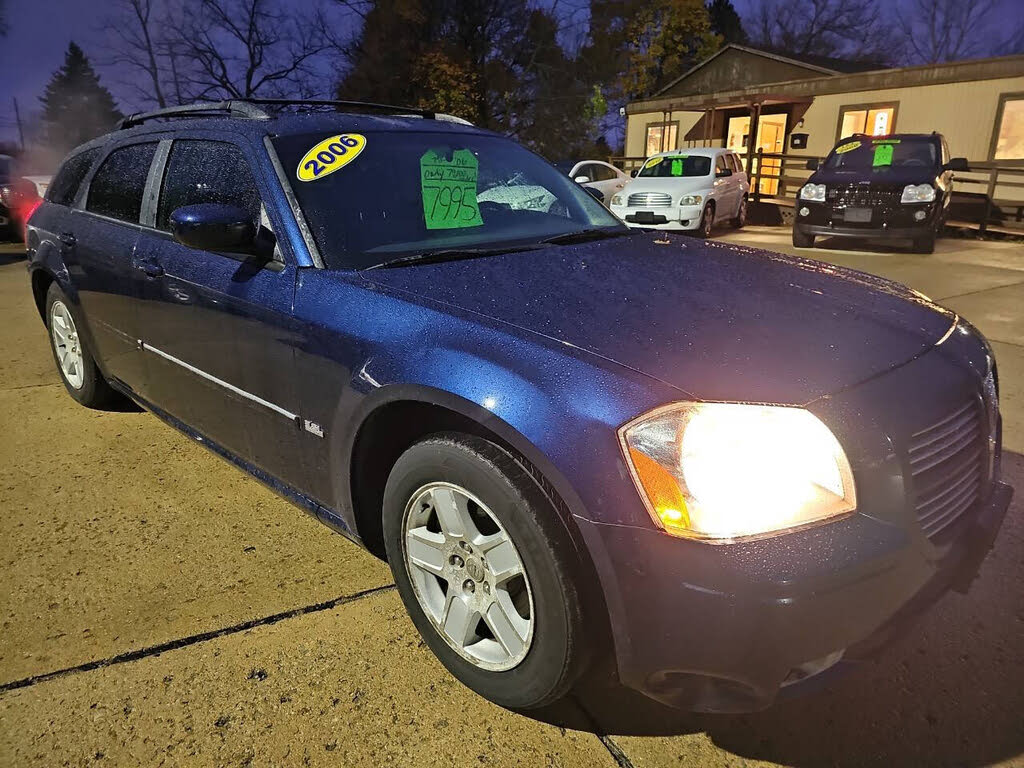 2006 Dodge Magnum SXT RWD