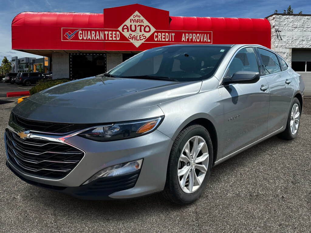 2023 Chevrolet Malibu LT with 1LT FWD