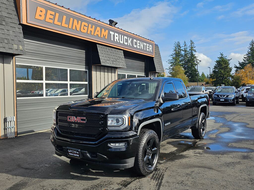 2017 GMC Sierra 1500 Base Double Cab 4WD