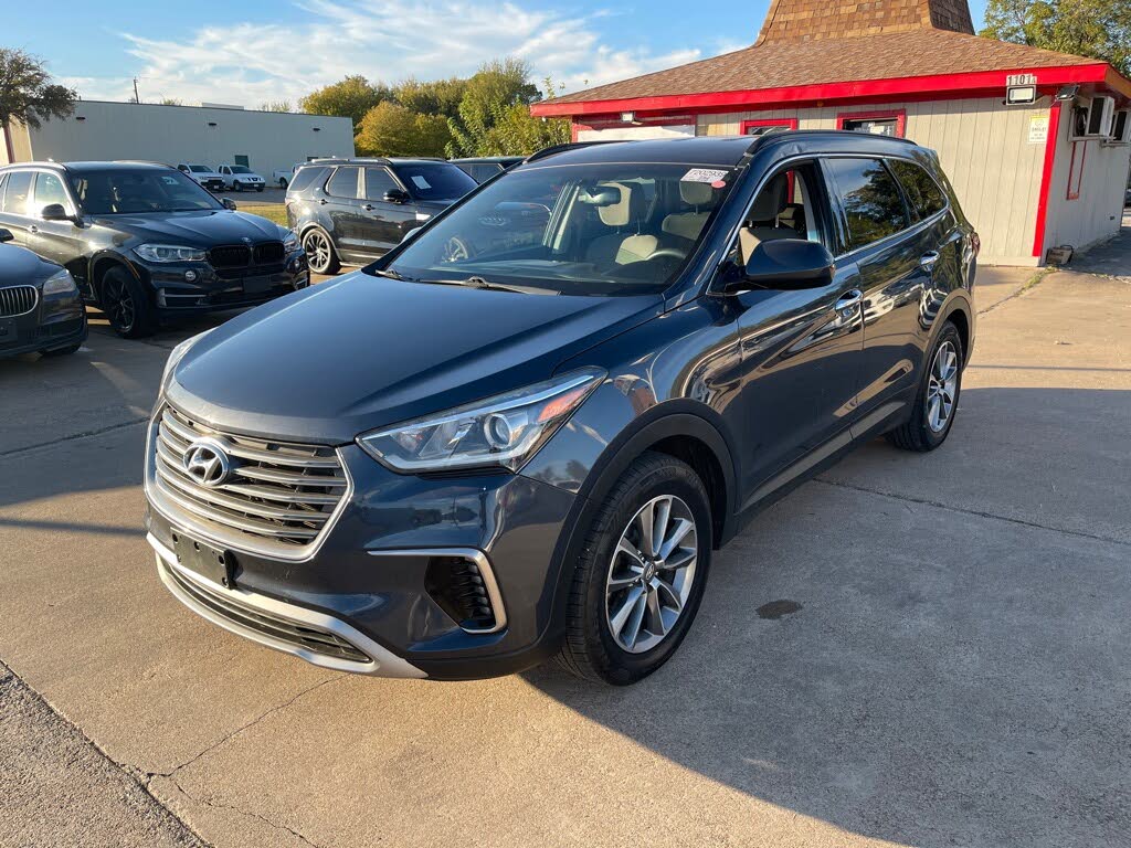 2017 Hyundai Santa Fe SE FWD