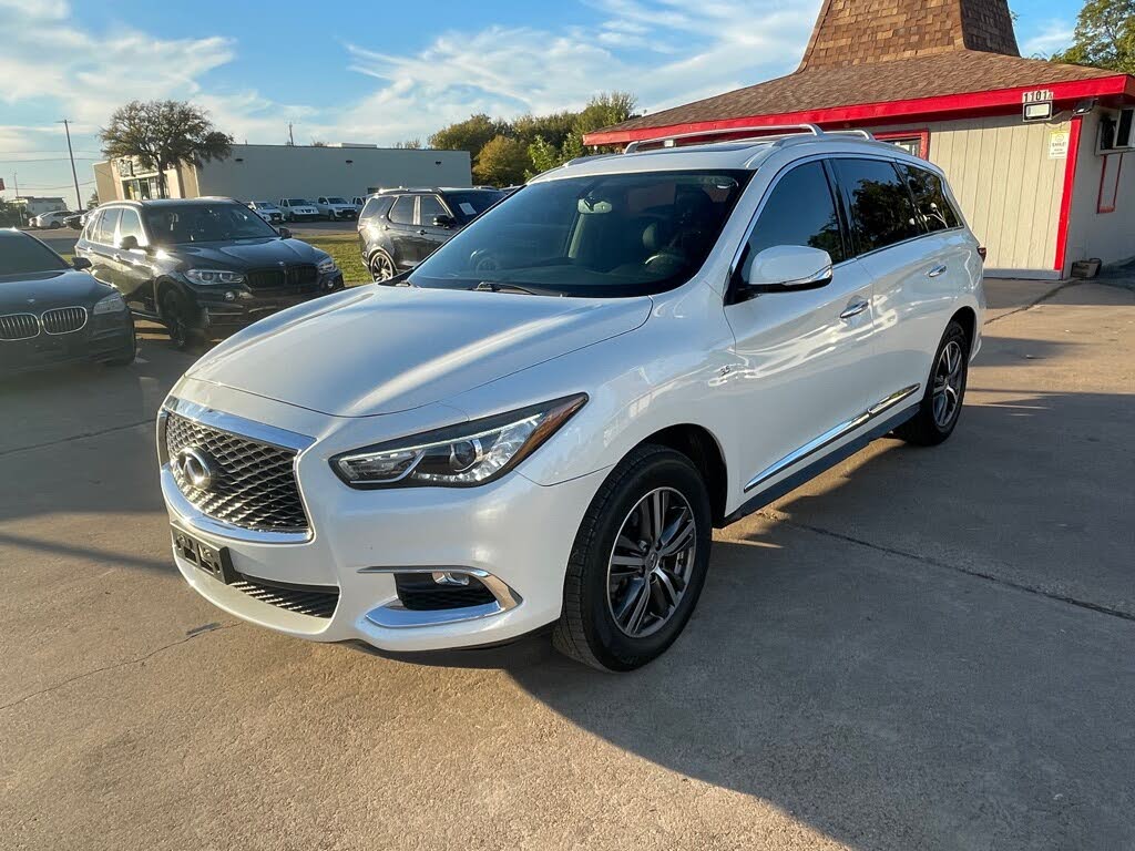 2018 INFINITI QX60 FWD