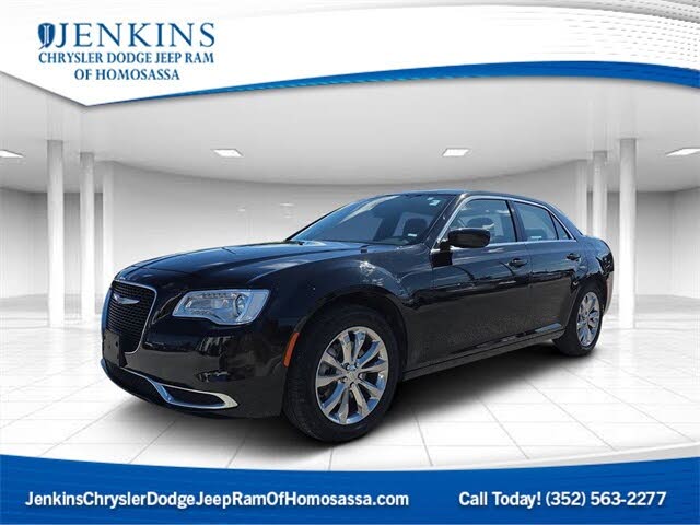 2022 Chrysler 300 Touring AWD