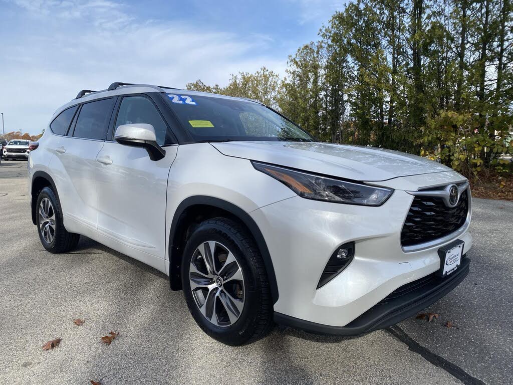 2022 Toyota Highlander XLE AWD