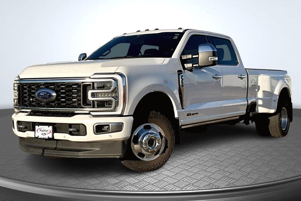 2023 Ford F-350 Super Duty Platinum Crew Cab LB DRW 4WD