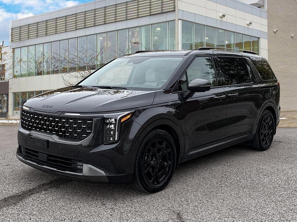 2025 Kia Carnival SX FWD