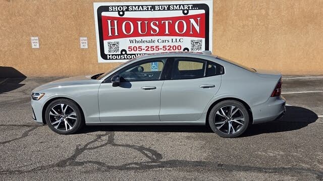 2025 Volvo S60 B5 Plus FWD