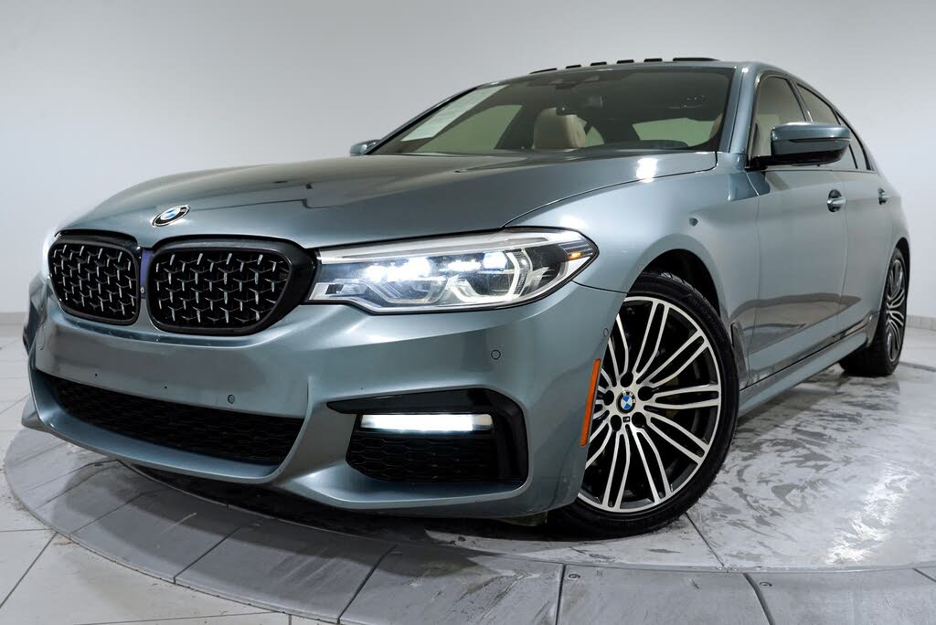 2017 BMW 5 Series 530i Sedan RWD