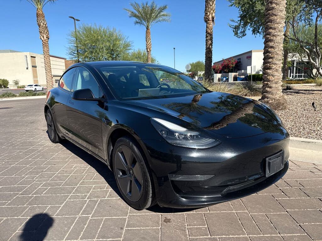 2022 Tesla Model 3 RWD