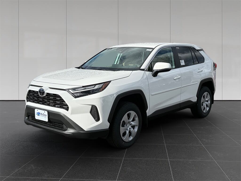 2025 Toyota RAV4 LE AWD