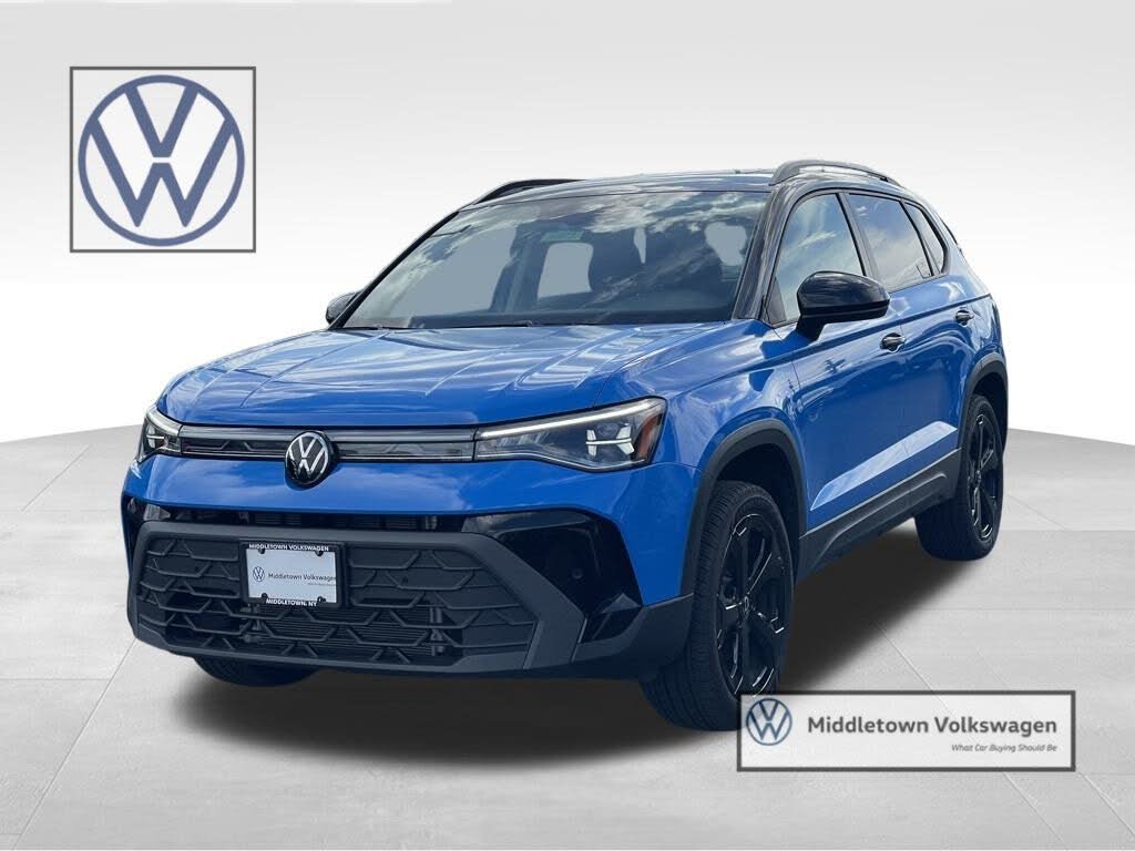 2025 Volkswagen Taos SE Black 4Motion