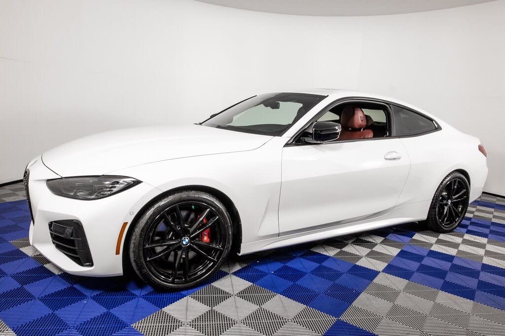 2022 BMW 4 Series M440i Coupe RWD