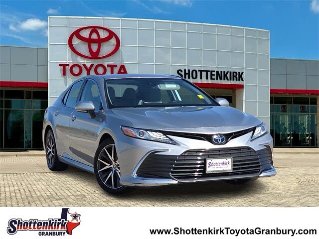 2022 Toyota Camry XLE FWD