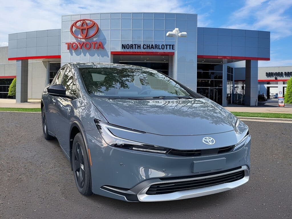 2026 Toyota Prius Plug-In Hybrid SE FWD