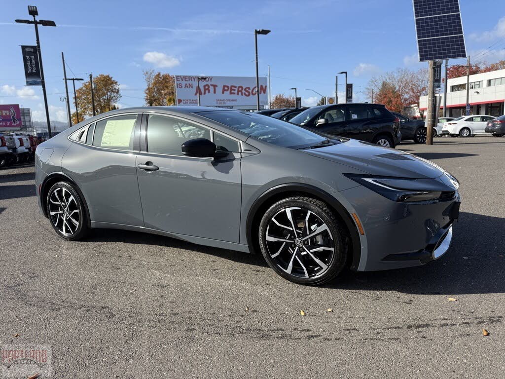 2026 Toyota Prius Plug-In Hybrid XSE FWD