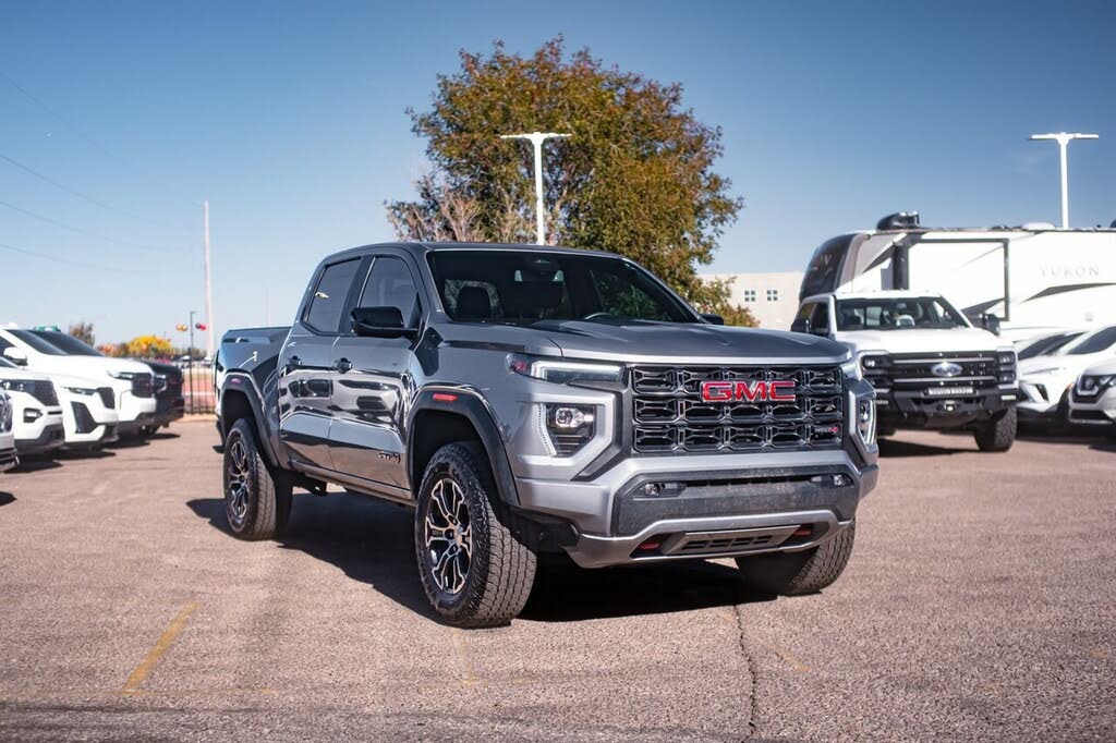 2024 GMC Canyon AT4 Crew Cab 4WD