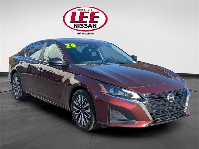 2024 Nissan Altima 2.5 SV FWD