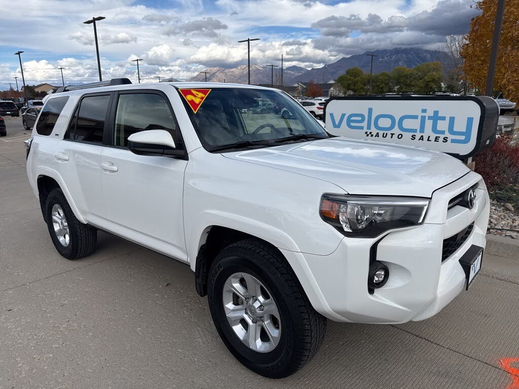 2024 Toyota 4Runner SR5 4WD