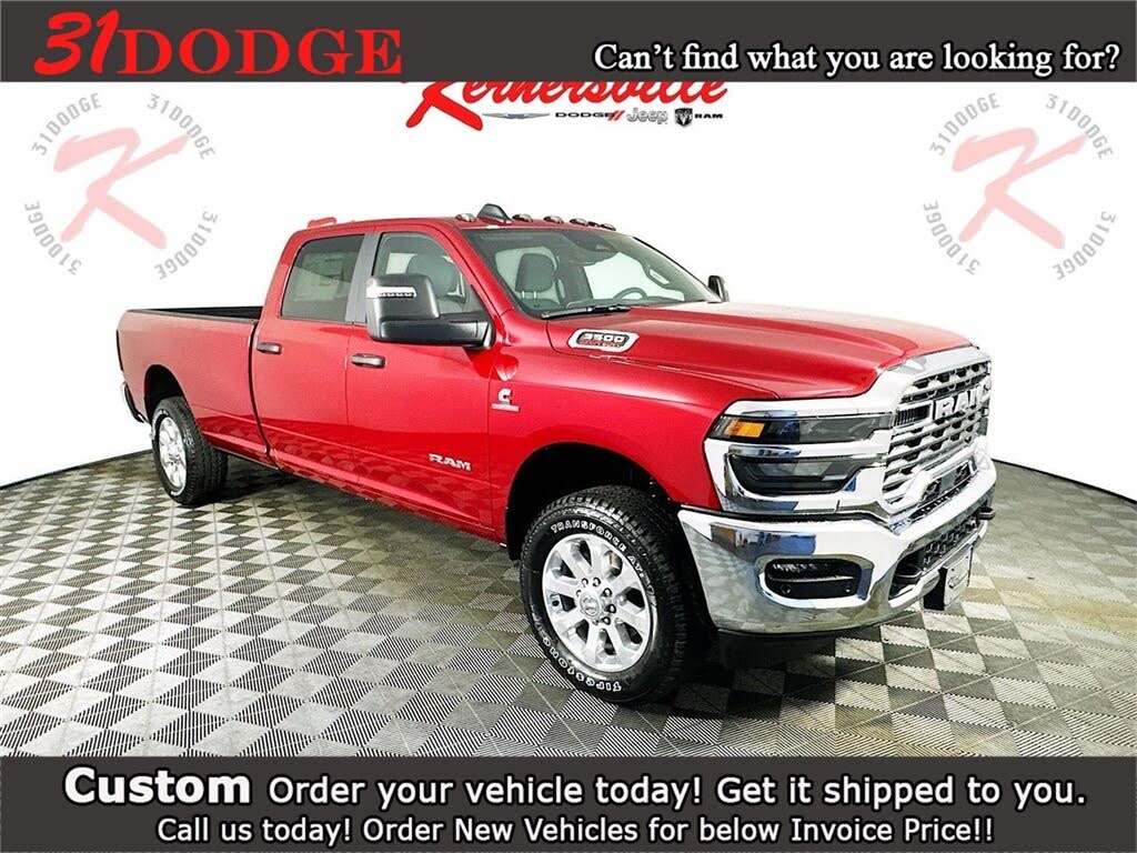2026 RAM 3500 Big Horn Crew Cab LB 4WD