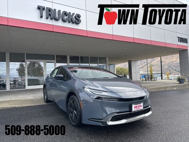 2026 Toyota Prius Plug-In Hybrid SE FWD