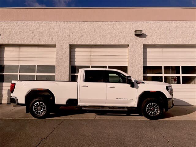 2024 GMC Sierra 3500HD SLE Crew Cab 4WD