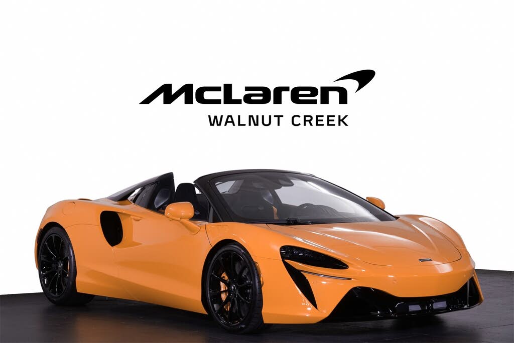 2026 McLaren Artura RWD