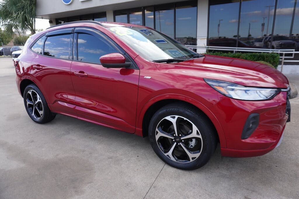 2023 Ford Escape ST-Line Select AWD