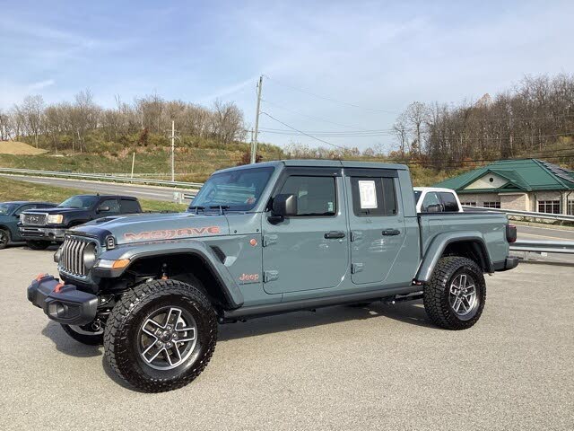 2025 Jeep Gladiator Mojave Crew Cab 4WD