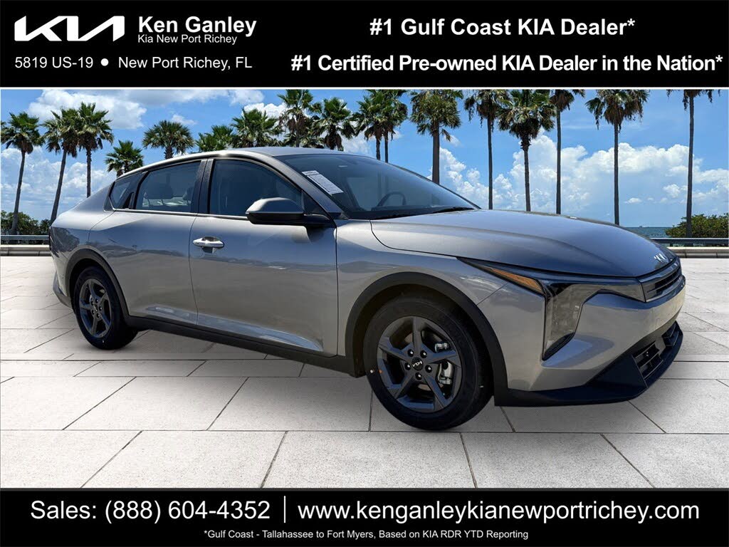 2025 Kia K4 LXS FWD