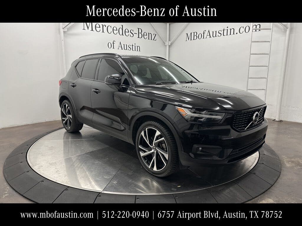 2022 Volvo XC40 T5 R-Design AWD