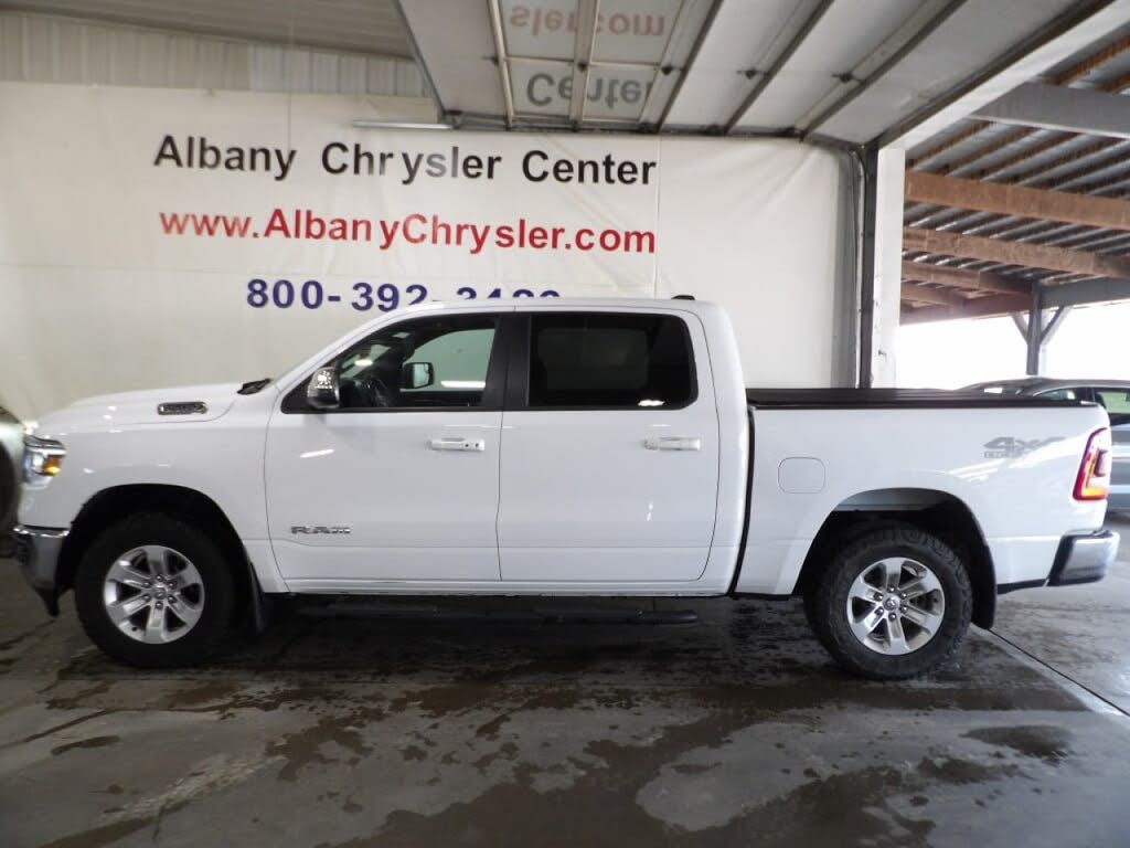 2023 RAM 1500 Laramie Crew Cab 4WD