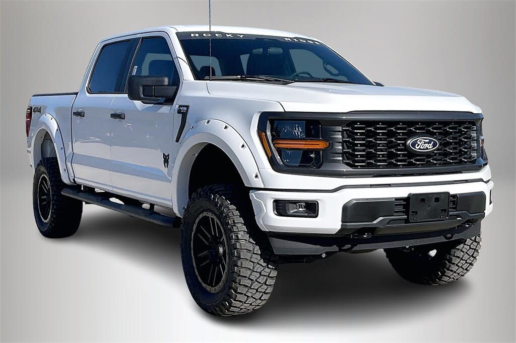 2025 Ford F-150 STX 4dr SuperCrew 4WD