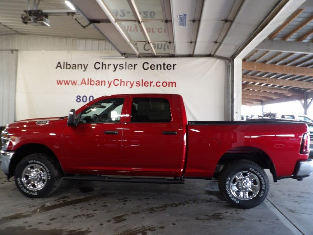 2026 RAM 3500 Tradesman Crew Cab 4WD