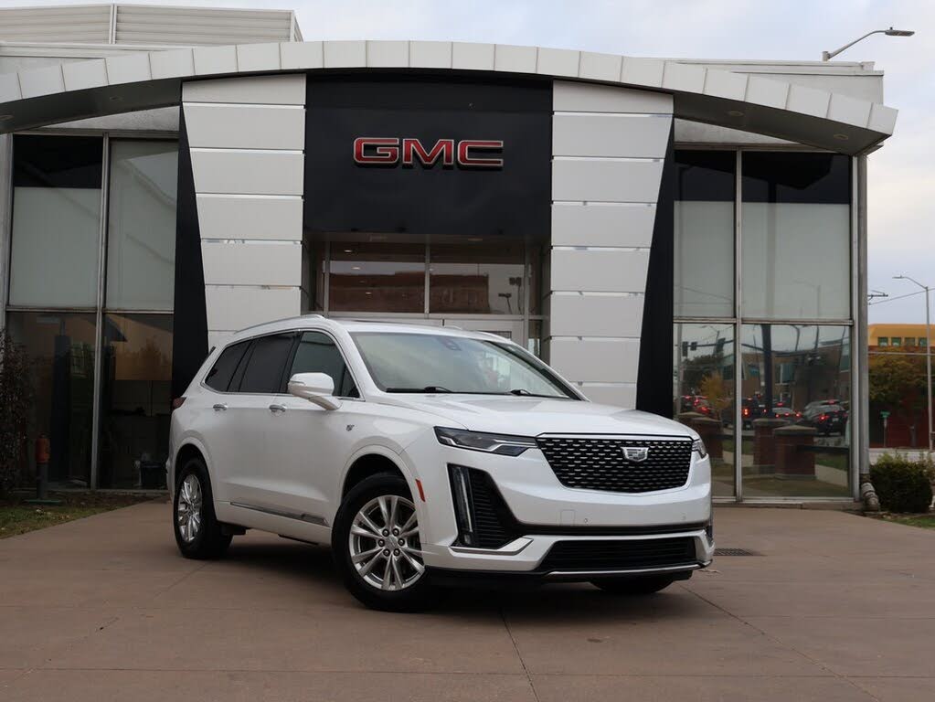 2021 Cadillac XT6 Luxury FWD