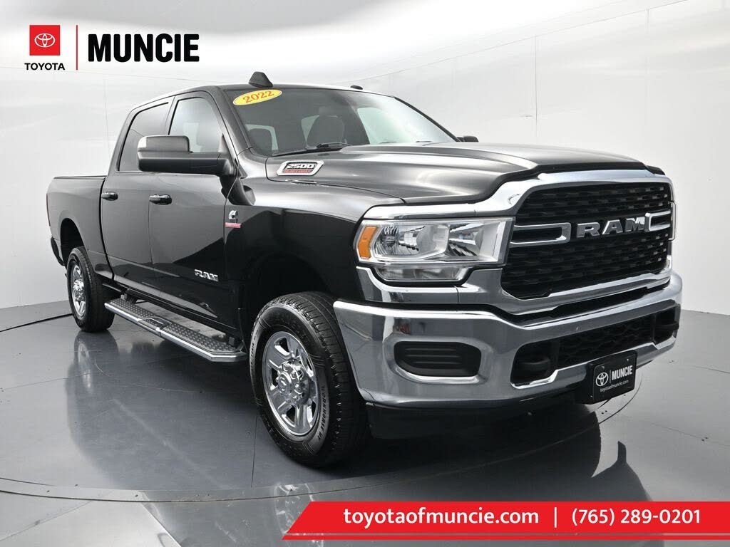 2022 RAM 2500 Big Horn Crew Cab 4WD