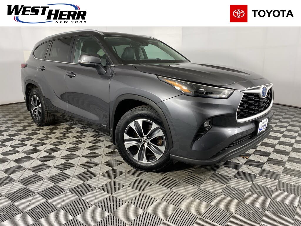 2024 Toyota Highlander Hybrid XLE AWD
