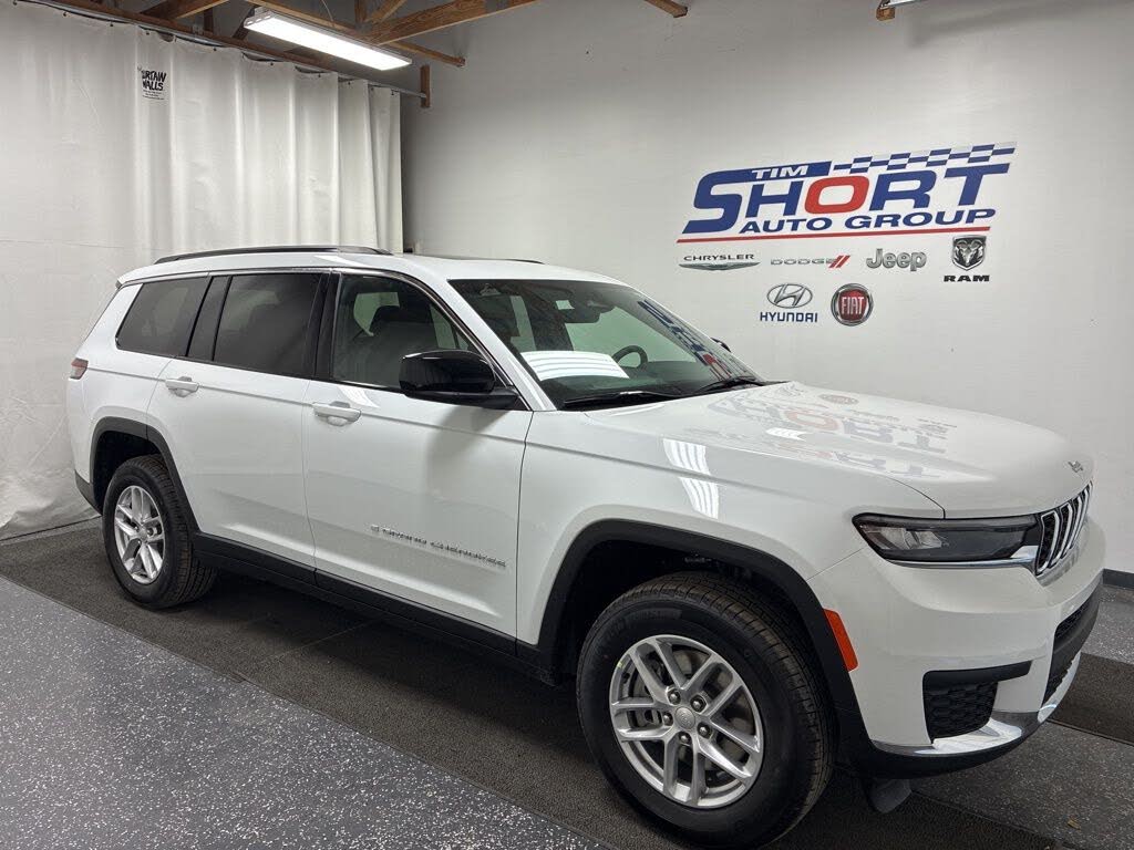2025 Jeep Grand Cherokee L Laredo 4WD