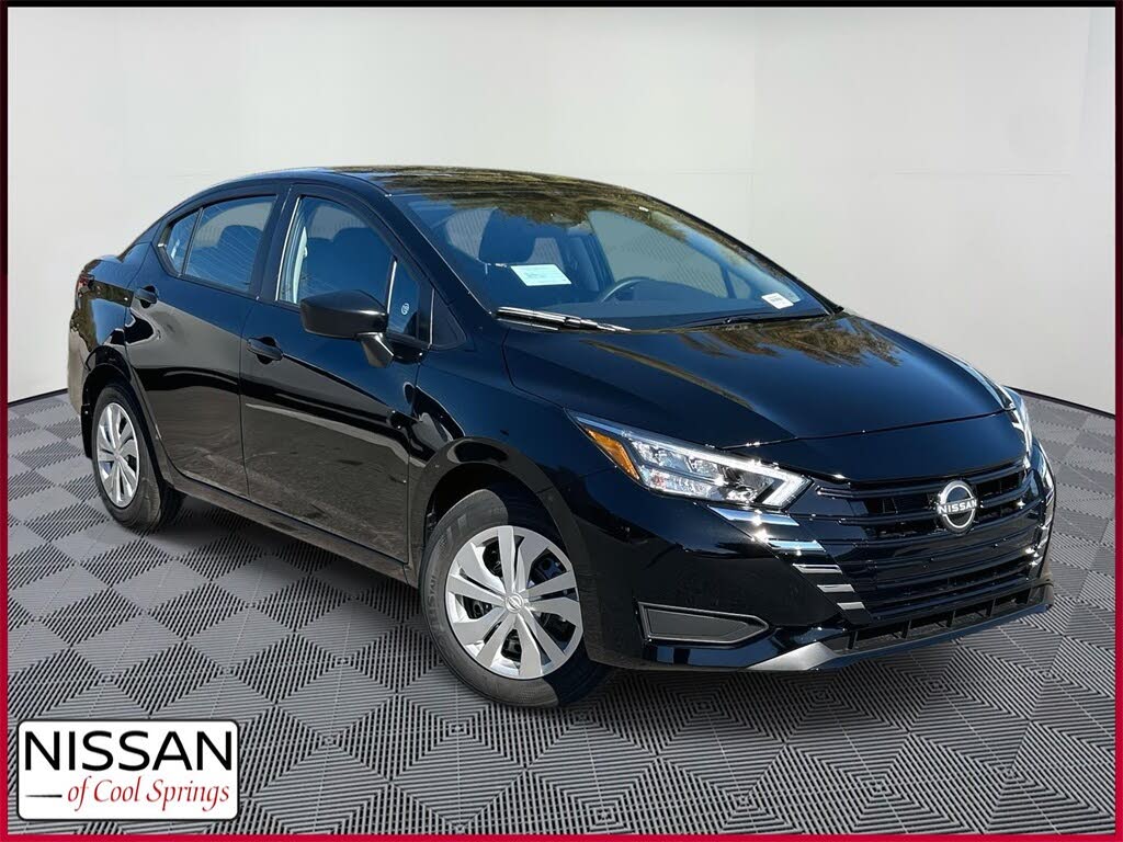 2025 Nissan Versa S FWD