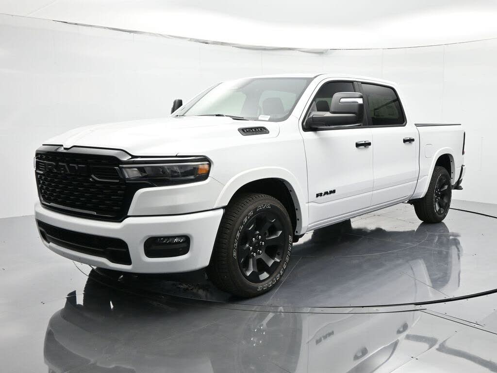 2025 RAM 1500 Big Horn Crew Cab 4WD