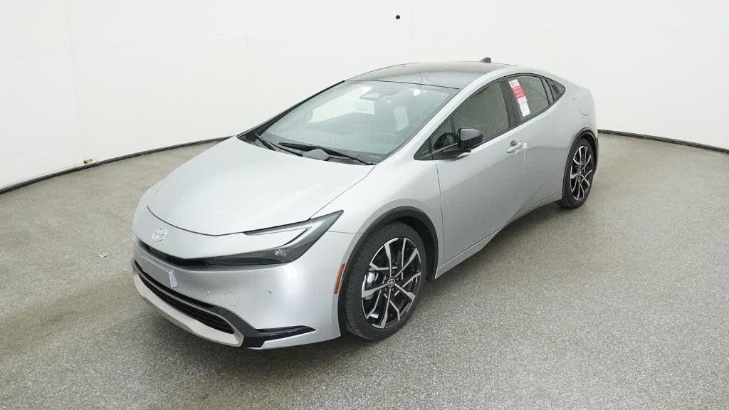 2025 Toyota Prius Plug-In Hybrid XSE FWD