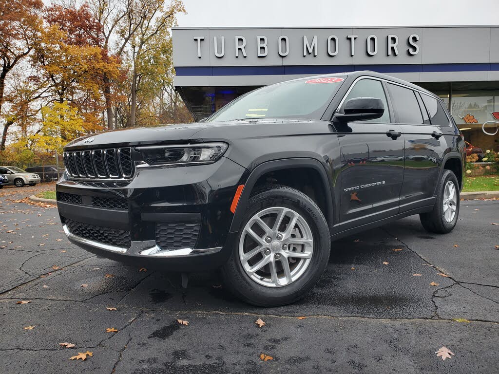 2023 Jeep Grand Cherokee L Laredo 4WD