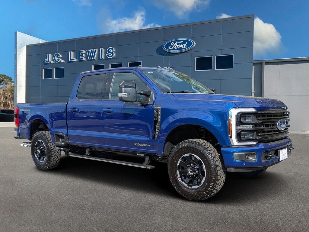 2026 Ford F-250 Super Duty Platinum Crew Cab 4WD