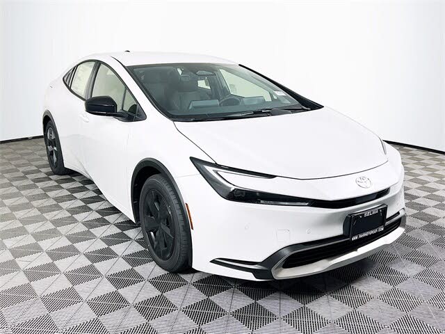 2026 Toyota Prius Plug-In Hybrid SE FWD