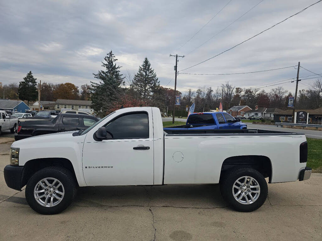 2009 Chevrolet Silverado 1500 Work Truck LB RWD